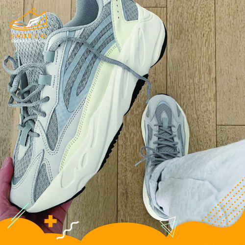 yeezy silver
