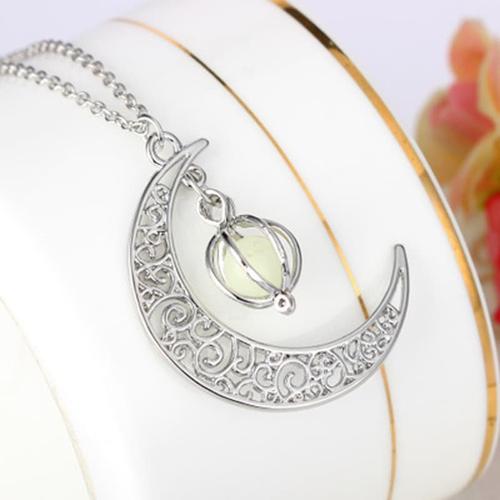 Jual Hollow Pendant Crescent Moon 