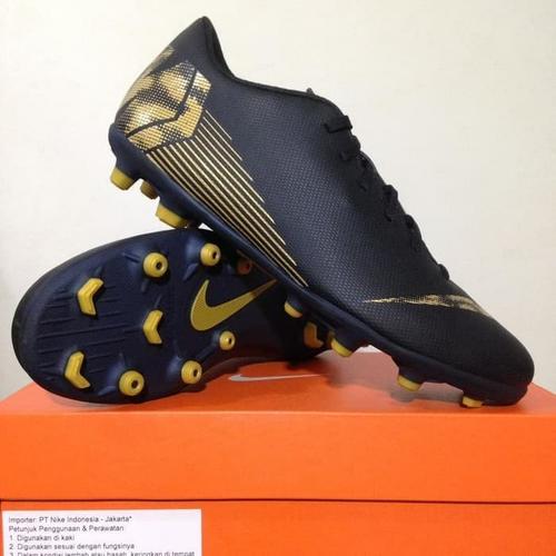 Jual Sepatu Bola Nike Vapor 12 Club FG/MG Black Gold AH7378-077 Original -  Jakarta Timur - Adinda_fashion | Tokopedia