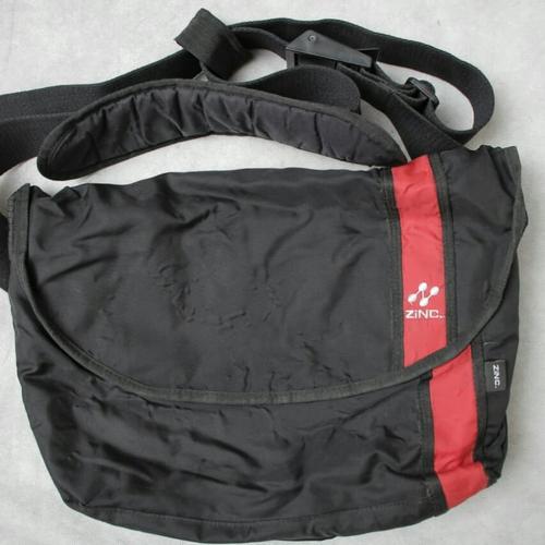 zinc sling bag