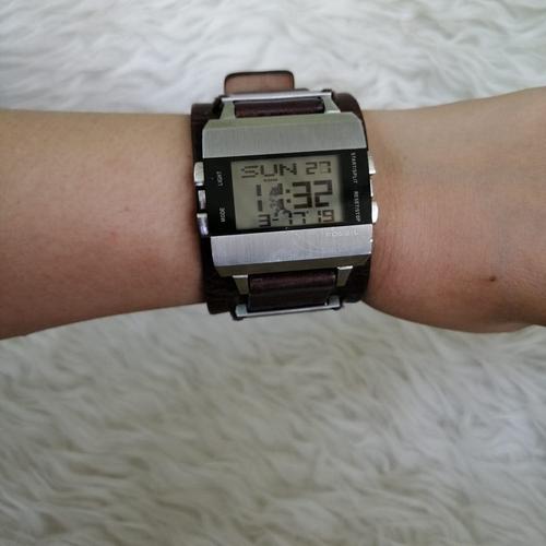 Jual jam fossil gaban digital - Cokelat 