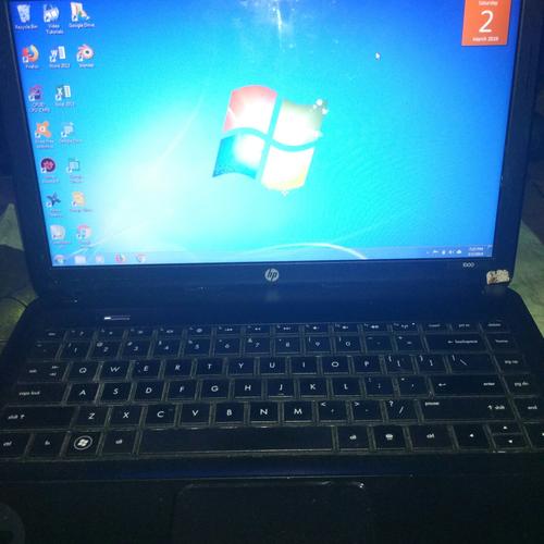 Laptop Hp pavilion 1000-1111tu core i3 