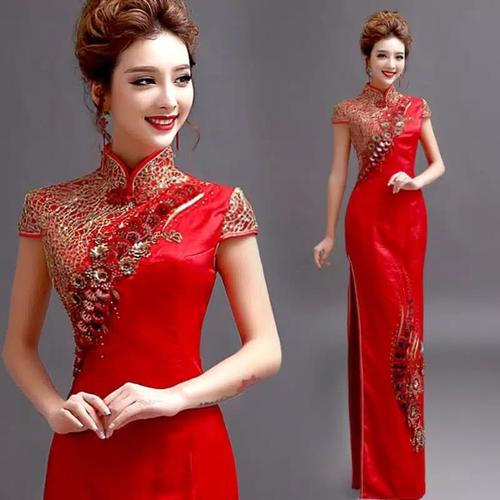 gaun red