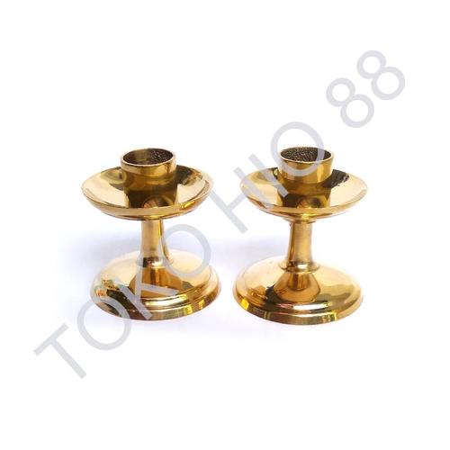 Foto Produk Tempat Lilin Tancapan Kaki Candle Holder Kuningan TL01 Sepasang Bagus dari Toko Hio 88