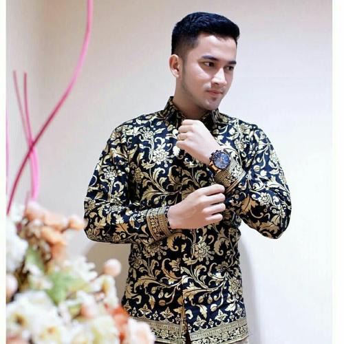 Foto Produk Kemeja Batik Pria Lengan Panjang Murah Baju Batik Cowok - Hitam Emas, L dari RUMAH BATIK 88
