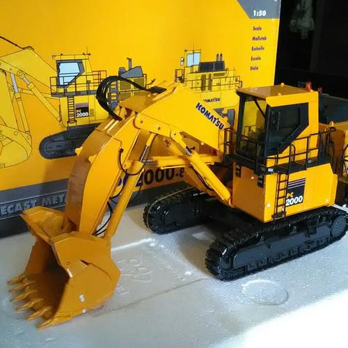 Jual Excavator Komatsu Pc00 Front Shovel Miniatur Diecast Alat Berat Mini Kota Bekasi Mardotilatoys Tokopedia Jual Excavator Komatsu Pc00 Front Shovel Miniatur Diecast Alat Berat Mini Kota Bekasi Mardotilatoys Tokopedia