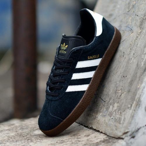 gazelle black white gum
