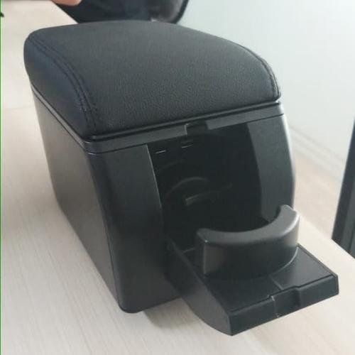 Foto Produk Console Box Armrest Tangan Hitam usb + Tempat Botol All New Brio dari Mega Oriental Motor