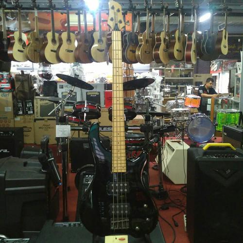 Gambar Bass Elektrik FERNANDES TREMOR dari Chics Musik Store Jakarta Timur Tokopedia