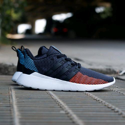 adidas questar multicolor