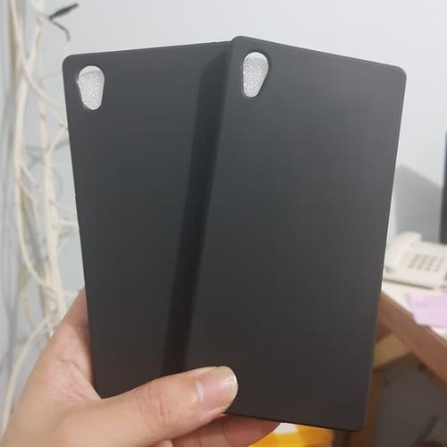 Foto Produk Sony Xperia Z5 Silikon Hitam Pekat Matte Softcase Case Casing Slim dari BWIN ACC