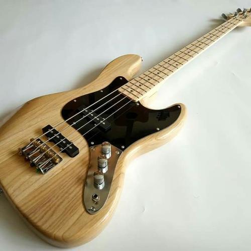 Foto Produk Gitar Bass Fender jazz bass Natural meck mapple murah dari andry.music