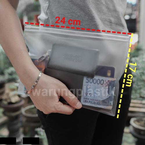 Foto Produk Map Plastik / Zipper Bag A5 / Tempat Pensil - Buram dari WarungPlastik