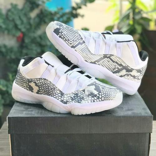 Jual Sepatu Basket Air Jordan 11 Low 