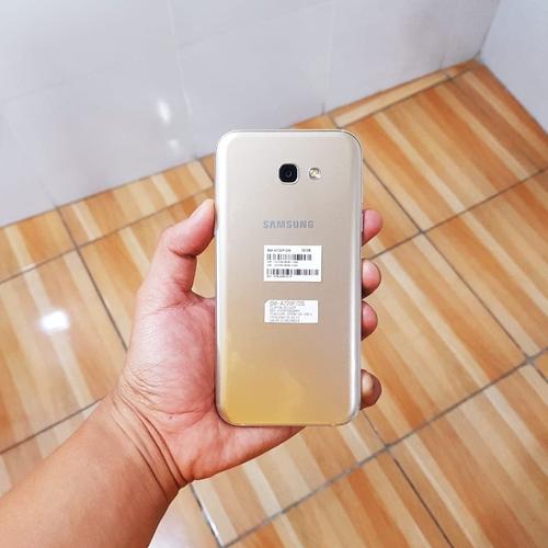 Foto Produk Samsung Galaxy A7 2017 Gold Like New BNOB dari Mahasiswagila