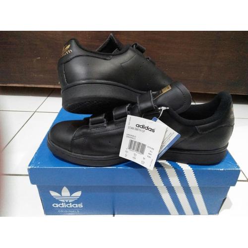 stan smith cf black