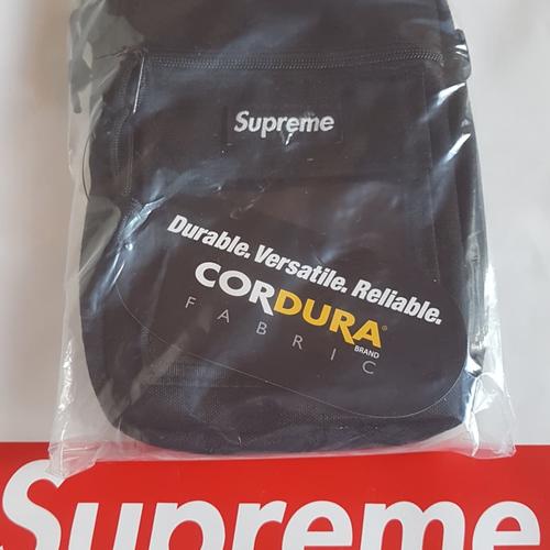black supreme utility pouch
