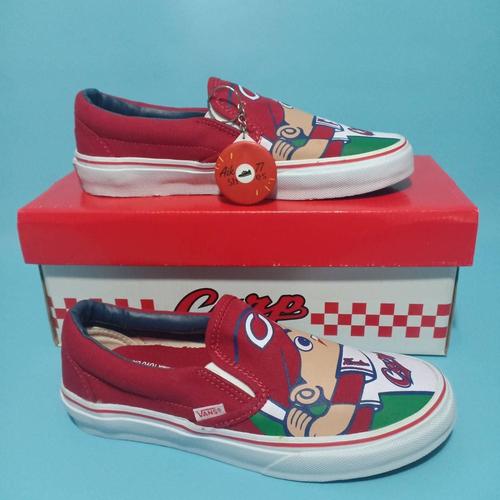mens louboutin low top