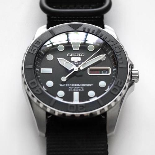 Seiko urchin yacht master black sale