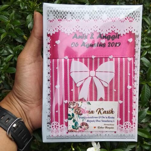 Foto Produk Souvenir Pouch Salur dari Derissouvenir