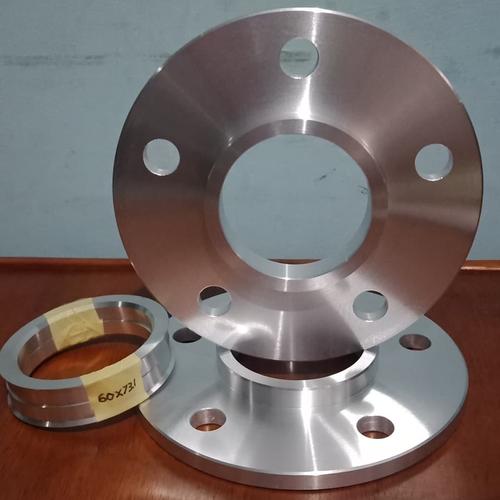Foto Produk spacer nok~center ring Ertiga 60x73,1 pcd 5x114,3~8mm dari Nadiya Center Ring