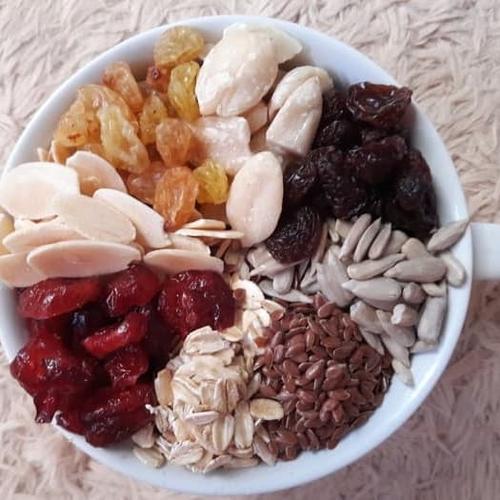 Foto Produk Cemilan Sehat. Healthy Granola MixB 500 gr (Crnbrry,almond,raisin,oat) dari Azzahra Shope
