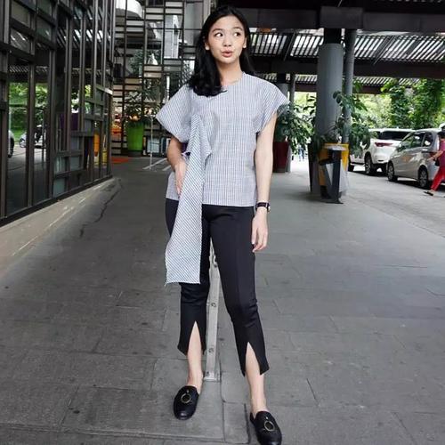 Foto Produk Slit Pants - maroon dari rumahjeans