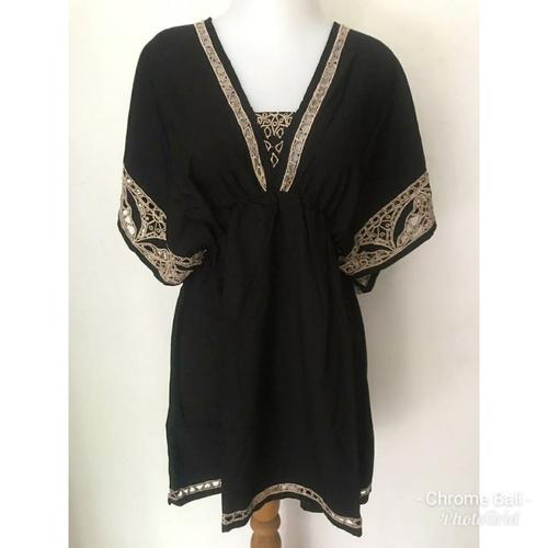 Foto Produk Baju Blouse karet Bordir Bali - Putih dari Chrome Bali