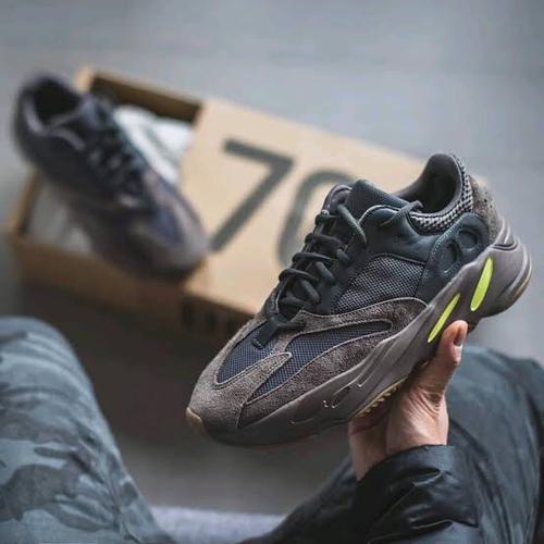 yeezy boost 700 tan