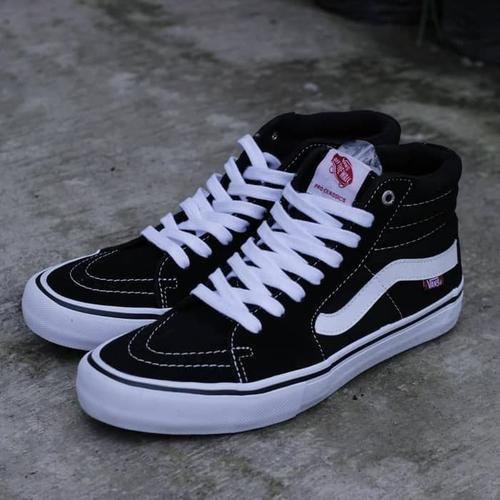 Jual Vans SK8-Hi Pro Black/White 