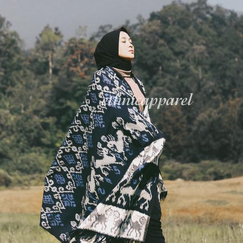 Foto Produk Kain Tenun Blanket Etnik Sumba BLH02 dari ethnicapparelstore
