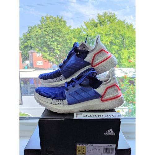 blue red ultra boost