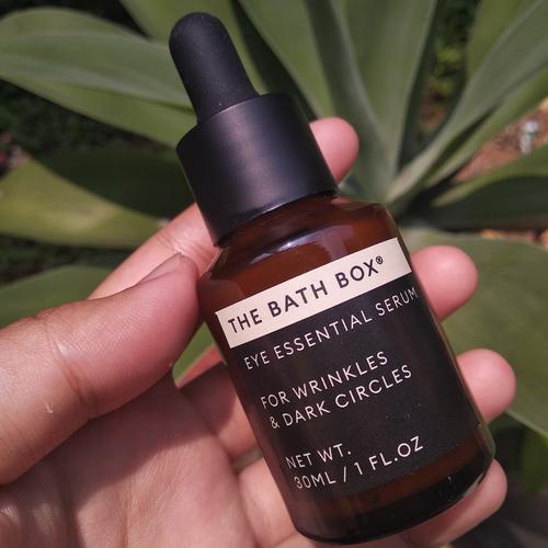 the bath box eye essential serum
