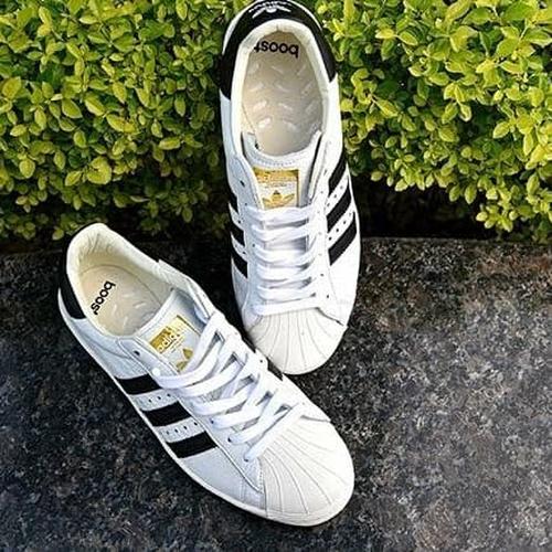 adidas superstar se