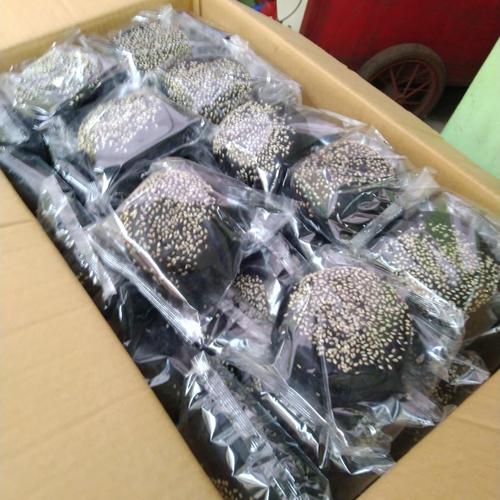 Foto Produk ROTI BURGER BLACK / HITAM WIJEN - 6 PCS dari salmah kebab