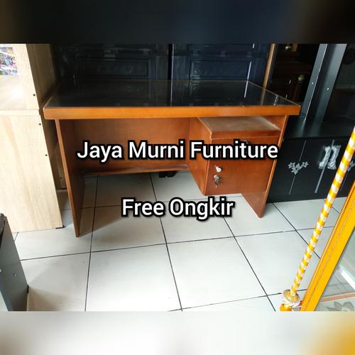 Foto Produk Meja Kantor Meja Kerja Meja Tulis Office Kayu Blockteak Kaca 1/2 Biro dari Berkat Abadi Furniture