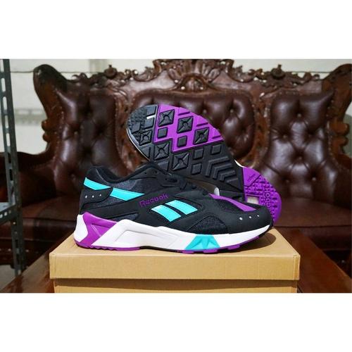 reebok aztrek running