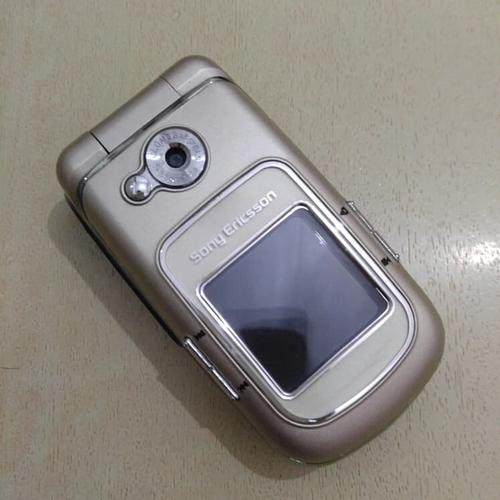 Foto Produk HP Sony Ericsson W710 Gold Normal Batangan dari Awaluddin