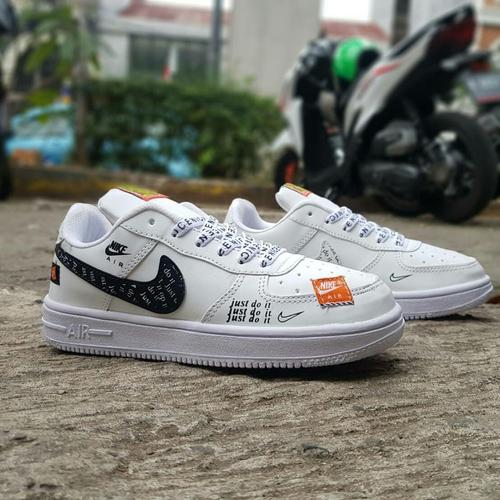 sepatu nike limited edition
