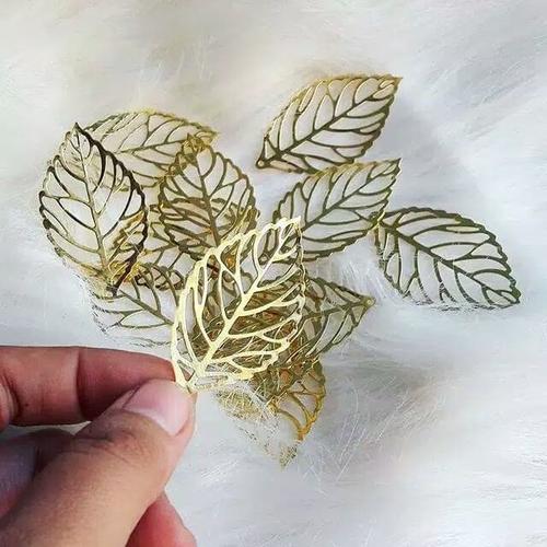 Foto Produk Daun lempeng ukuran 6x2,5 cm gold silver harga perbiji - Gold dari maharpare
