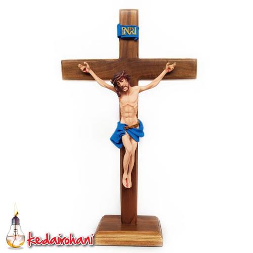 Jual Salib Duduk Kayu Courpus Patung Yesus Inri Fiberglass Tinggi 30 cm ...