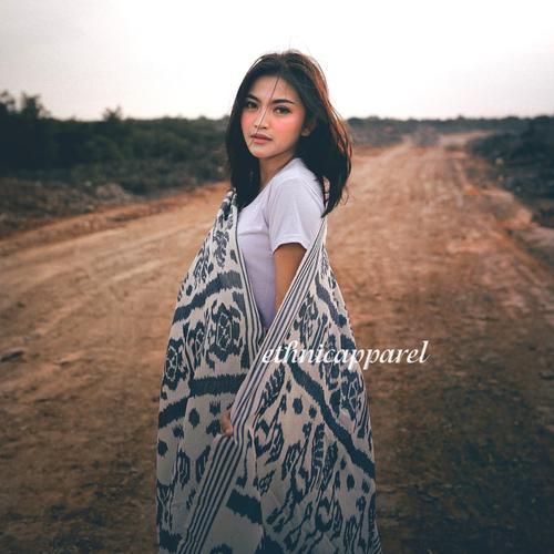 Foto Produk Kain Tenun Blanket Etnik Sumbawa dari ethnicapparelstore
