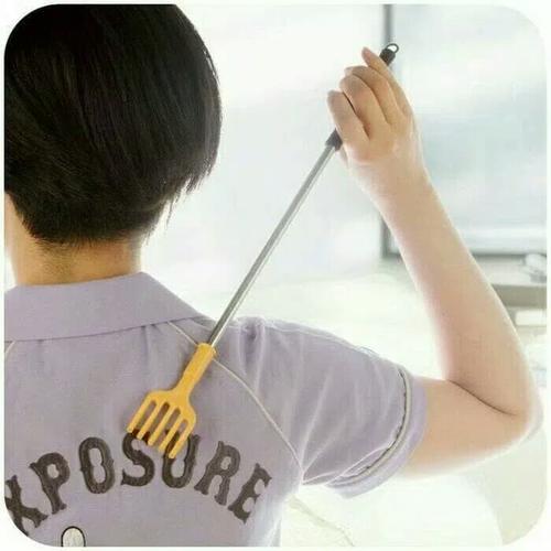 Foto Produk garukan punggung badan dari SATILIK