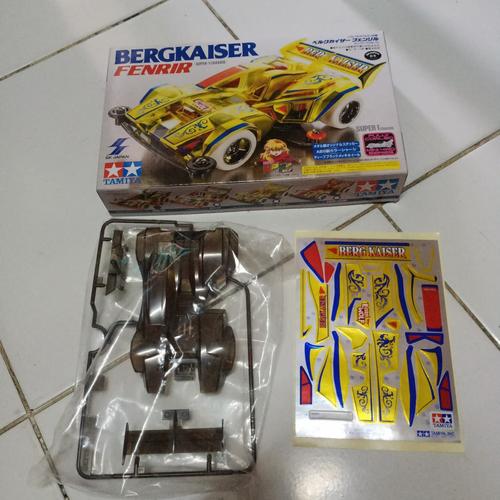 TAMIYA BERGKAISER FENRIR ホワイト TAMIYA BERGKAISER FENRIR ホワイト