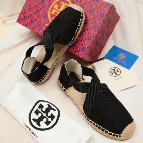 black canvas espadrilles