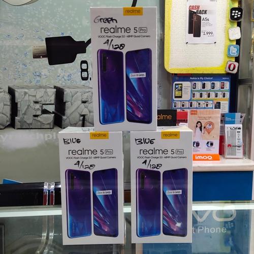 Foto Produk REALME 5 PRO 4/128 GARANSI RESMI BIRU KILAU & HIJAU KRISTAL - Biru Kilau dari FELICIA CELL BANDAACEH