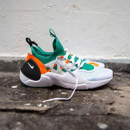 nike huarache total white