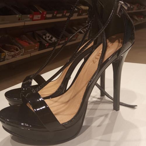 Jual Schutz woman heels - Kota Medan 