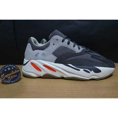 dark gray yeezy 700