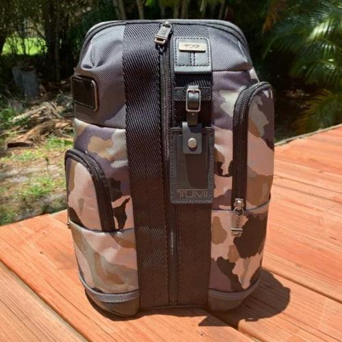 camo sling pack